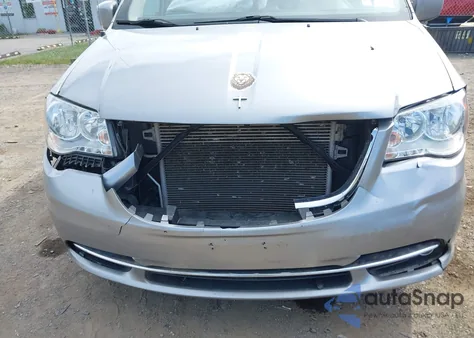 2016 Chrysler Town & Country Touring from USA, damaged, VIN 2C4RC1BG9GR281536